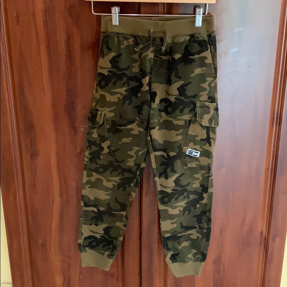 Camouflage pants